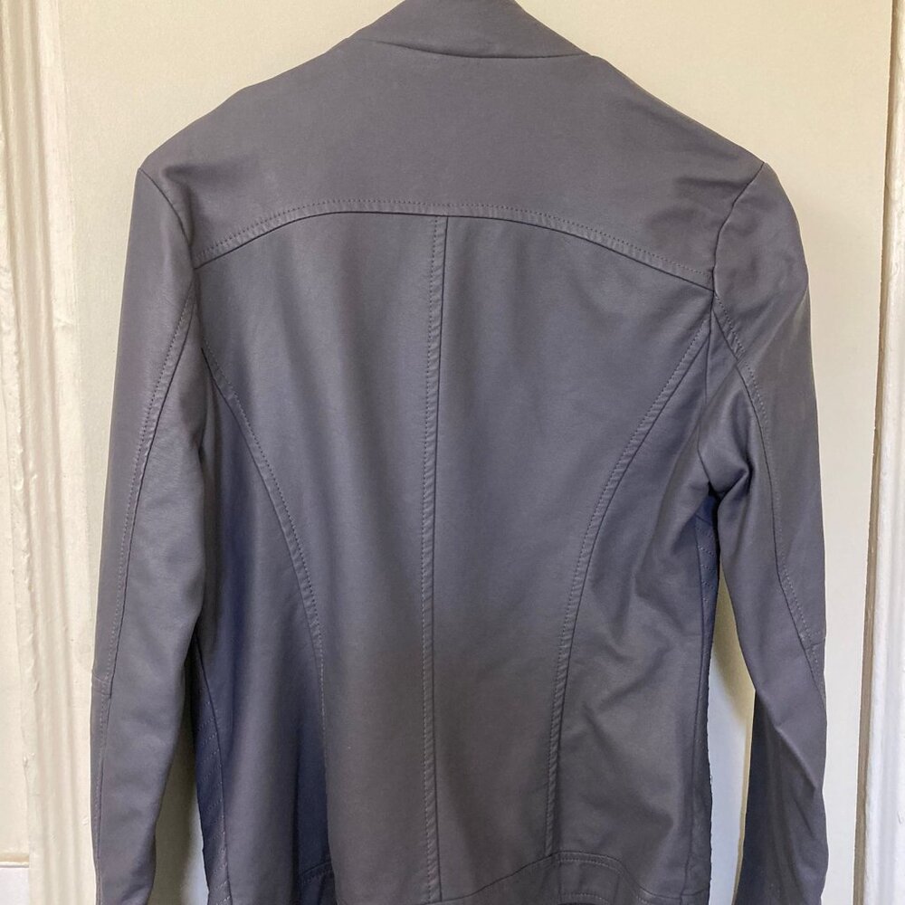 JACKETS - Picture 3 of 3